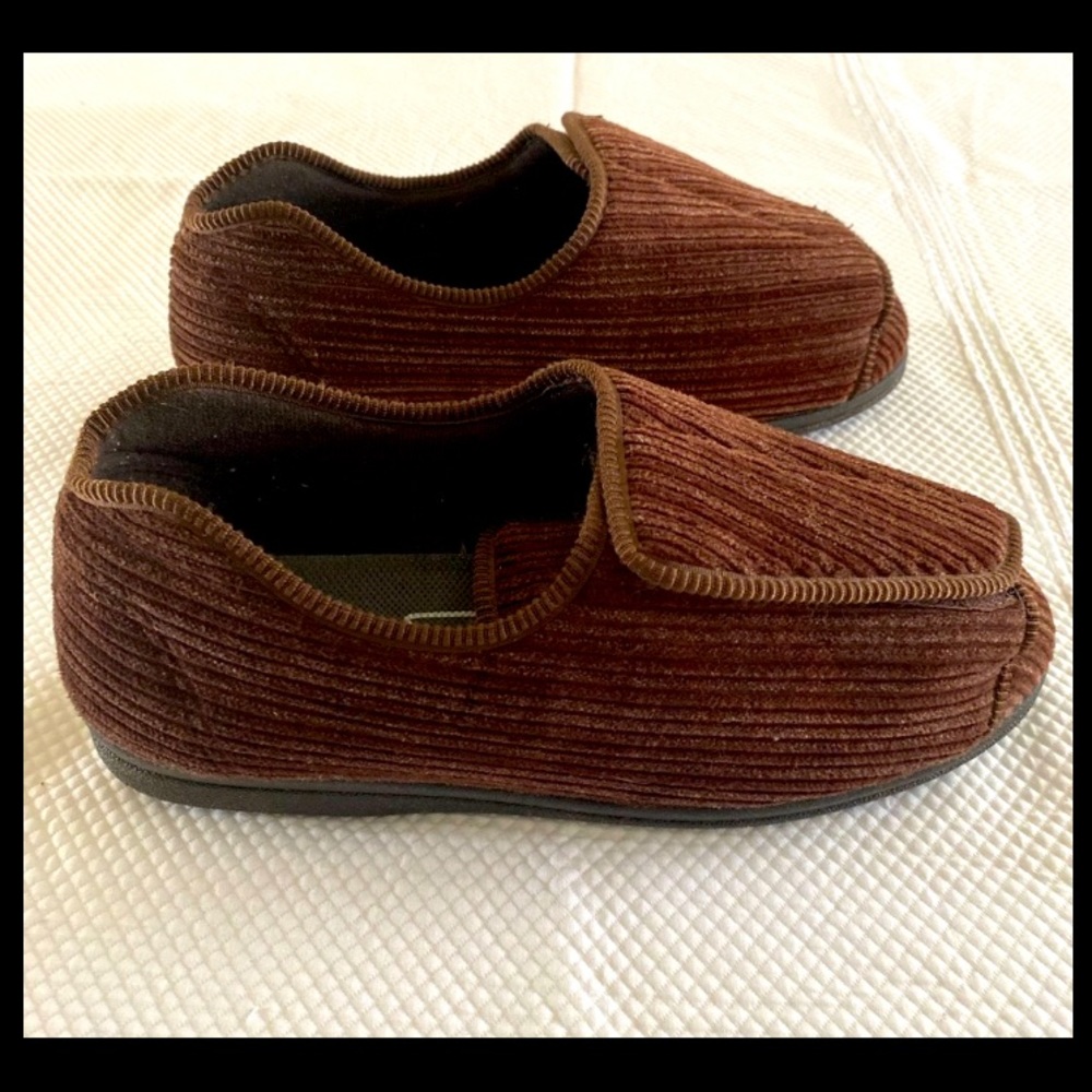 Tender tootsie men’s slippers